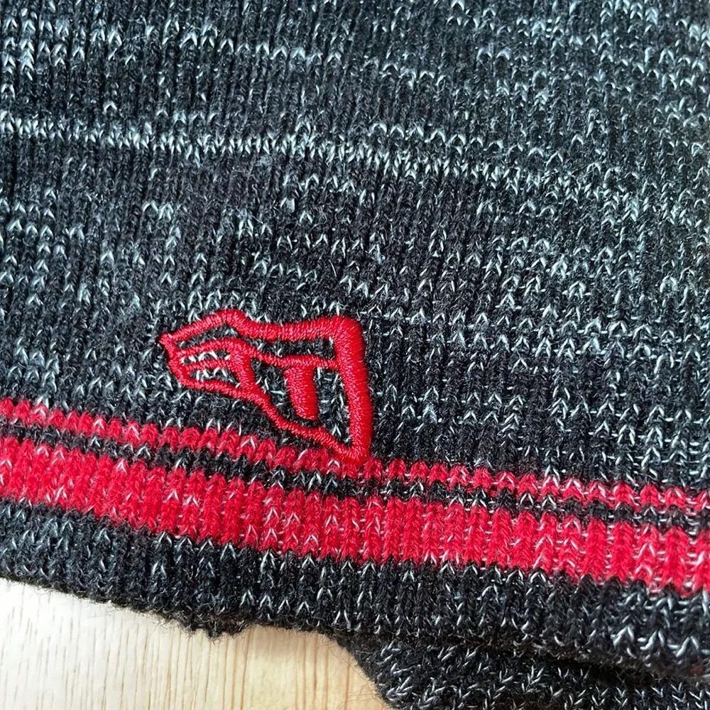 New Era Hardwood Classics Chicago Bulls Pom Pom Winter Hat
